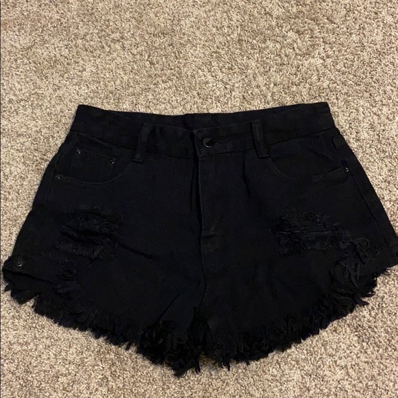 Black jean shorts from shein - Picture 1 of 2